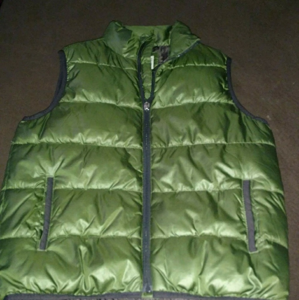 Boys Puffer Vest, M (8)